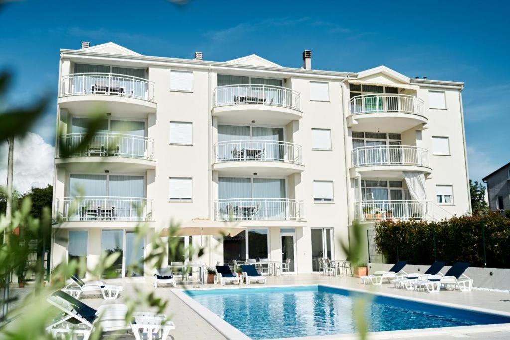 Ocean View Apartements Murine Умаг Екстериор снимка